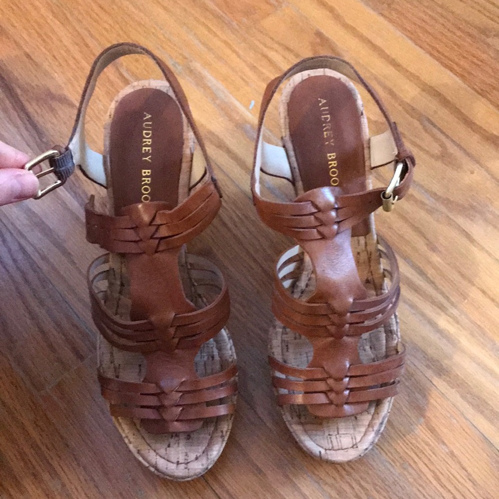 Wedge sandals
